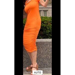 Vibrant Orange Body con Midi Dress Size M - new without tags.